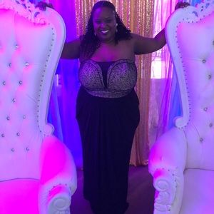 Formal gown. Black and Tan.